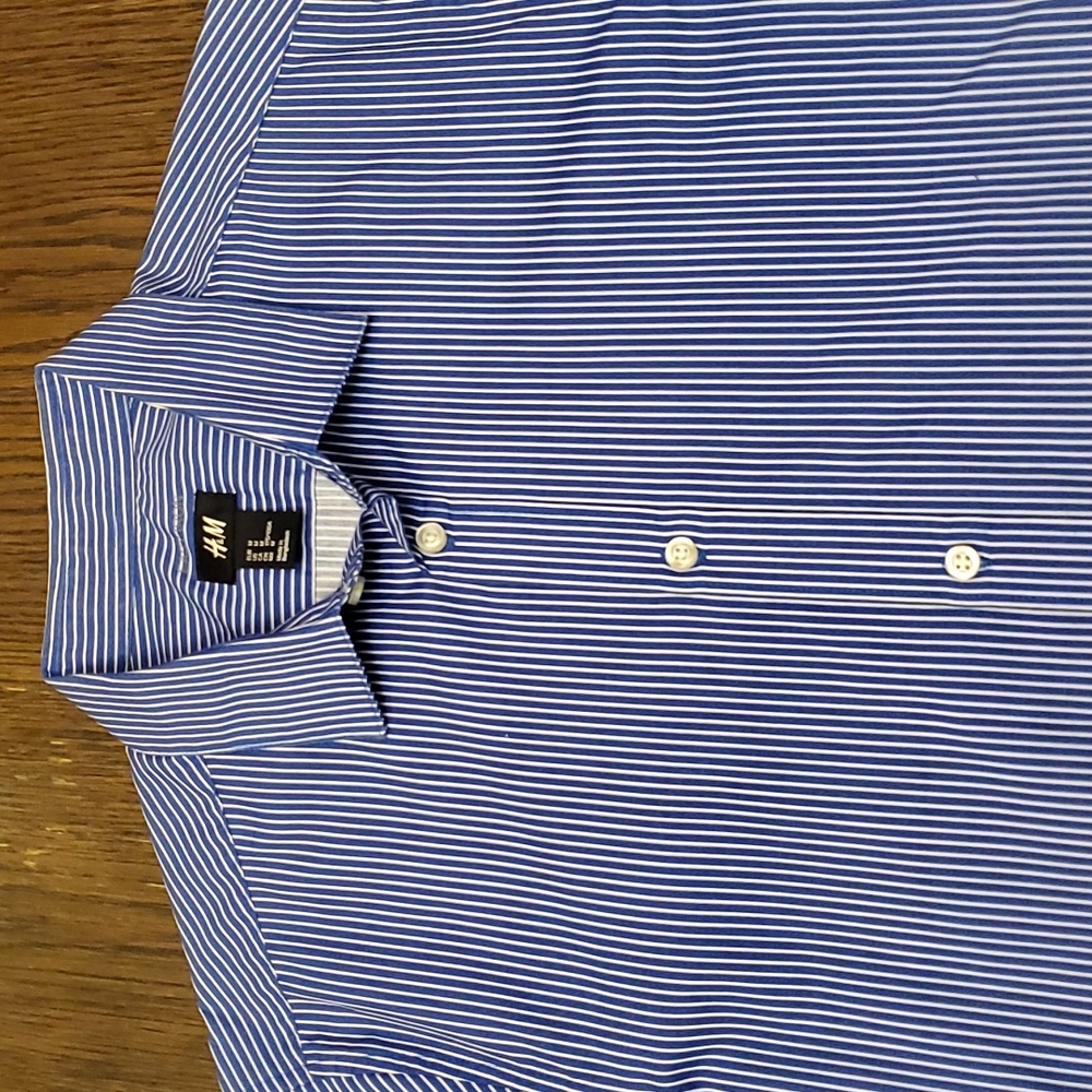 H&M botton down - Picture 2 of 4
